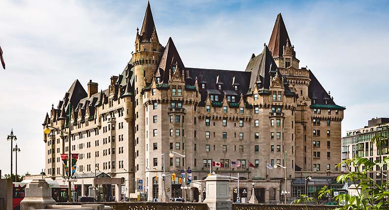 Suite Dreams: Ottawa’s Pinnacle of Luxury Suites