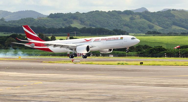 The Best Airlines to Mauritius and Flight Booking Tips